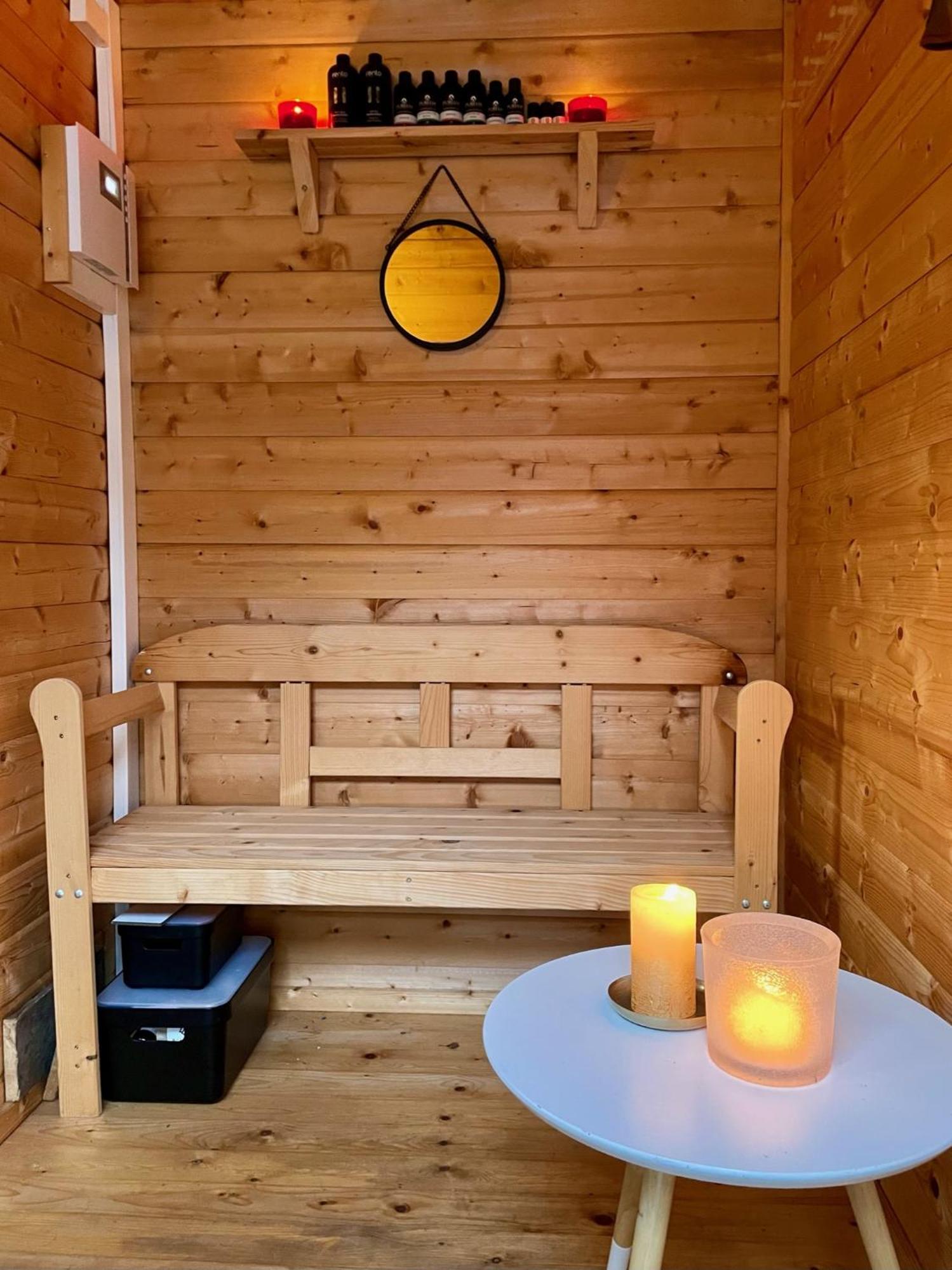 Modernes Holzhaus Im Skandinavischen Stil Mit Sauna, Garten Und 2 Katzen Norderstedt Esterno foto