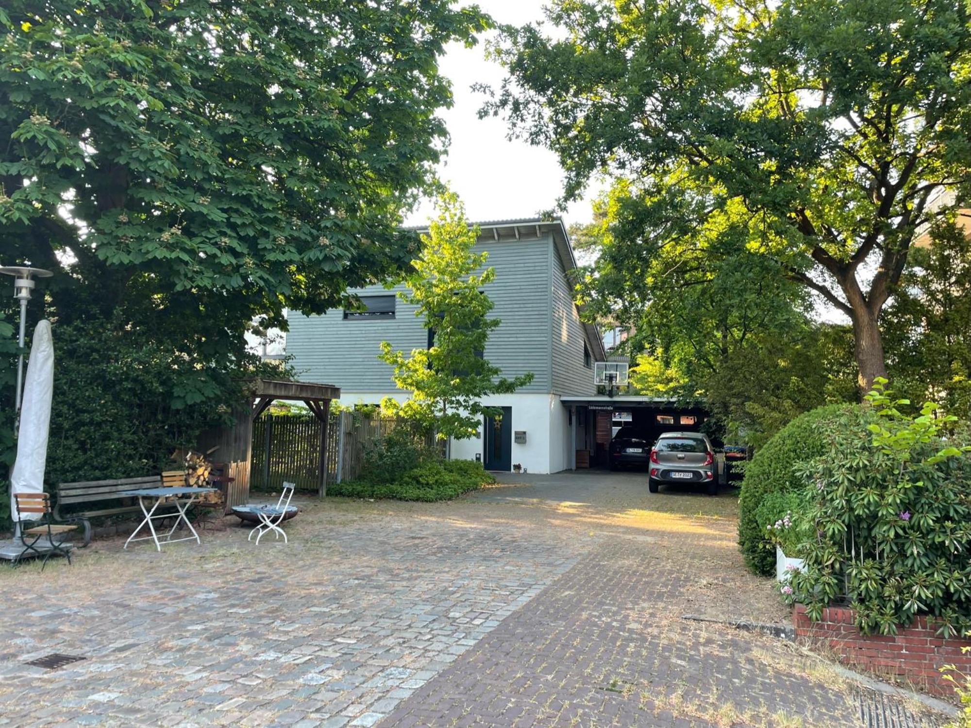 Modernes Holzhaus Im Skandinavischen Stil Mit Sauna, Garten Und 2 Katzen Norderstedt Esterno foto